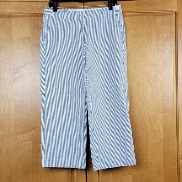 Talbots Pants - NWOT Talbots Blue White Striped Chelsea Seersucker Capri Pants - 4